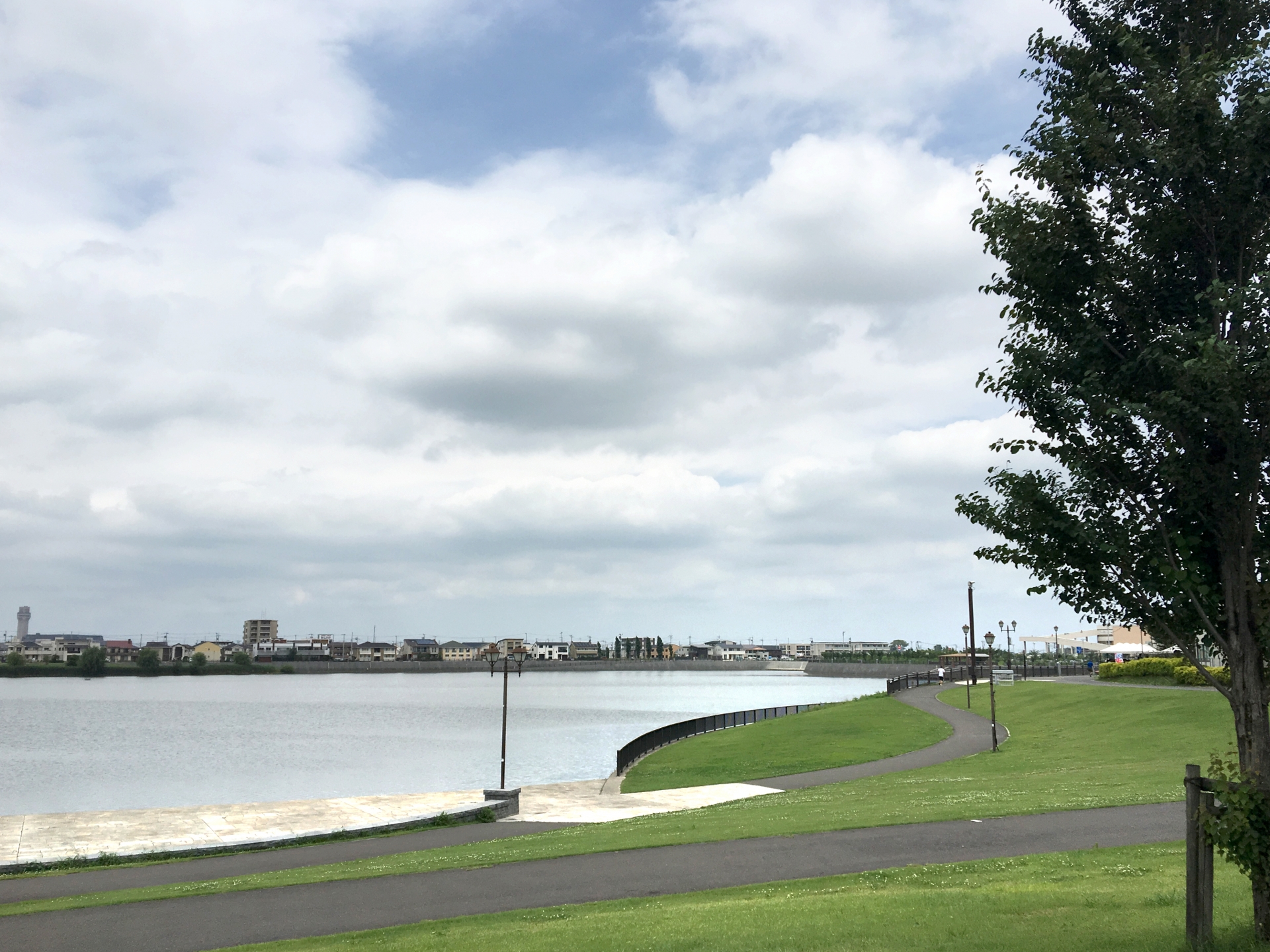 越谷市の粗大ゴミ|持ち込みは無料?戸別回収の予約方法と料金一覧