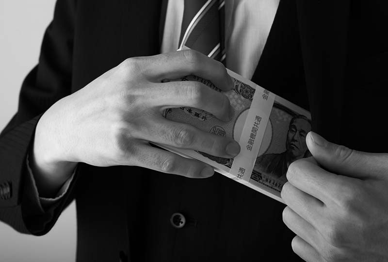 蕨市で粗大ゴミを処分したい人たちから高額を騙し取って自分の懐にお金を入れる悪徳業者