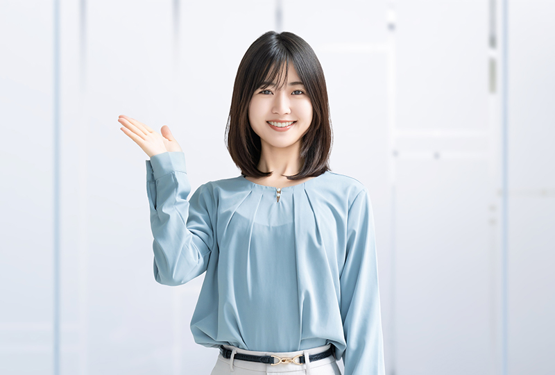 不用品回収エコスポットの口コミを教えてくれる女性