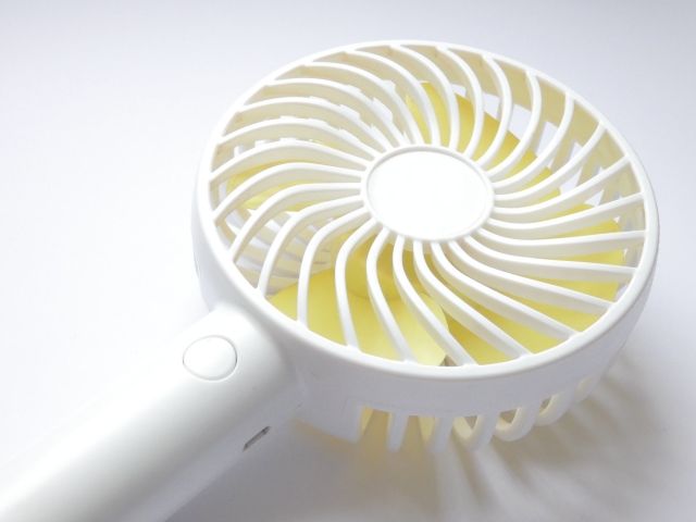 充電式ハンディファンの捨て方