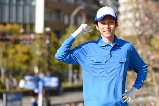 実家の片付けを片付け専門業者に頼む選択肢