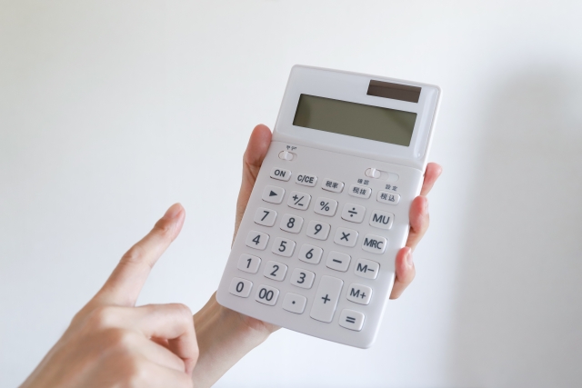 しめ縄飾りの捨て方ごとの費用相場